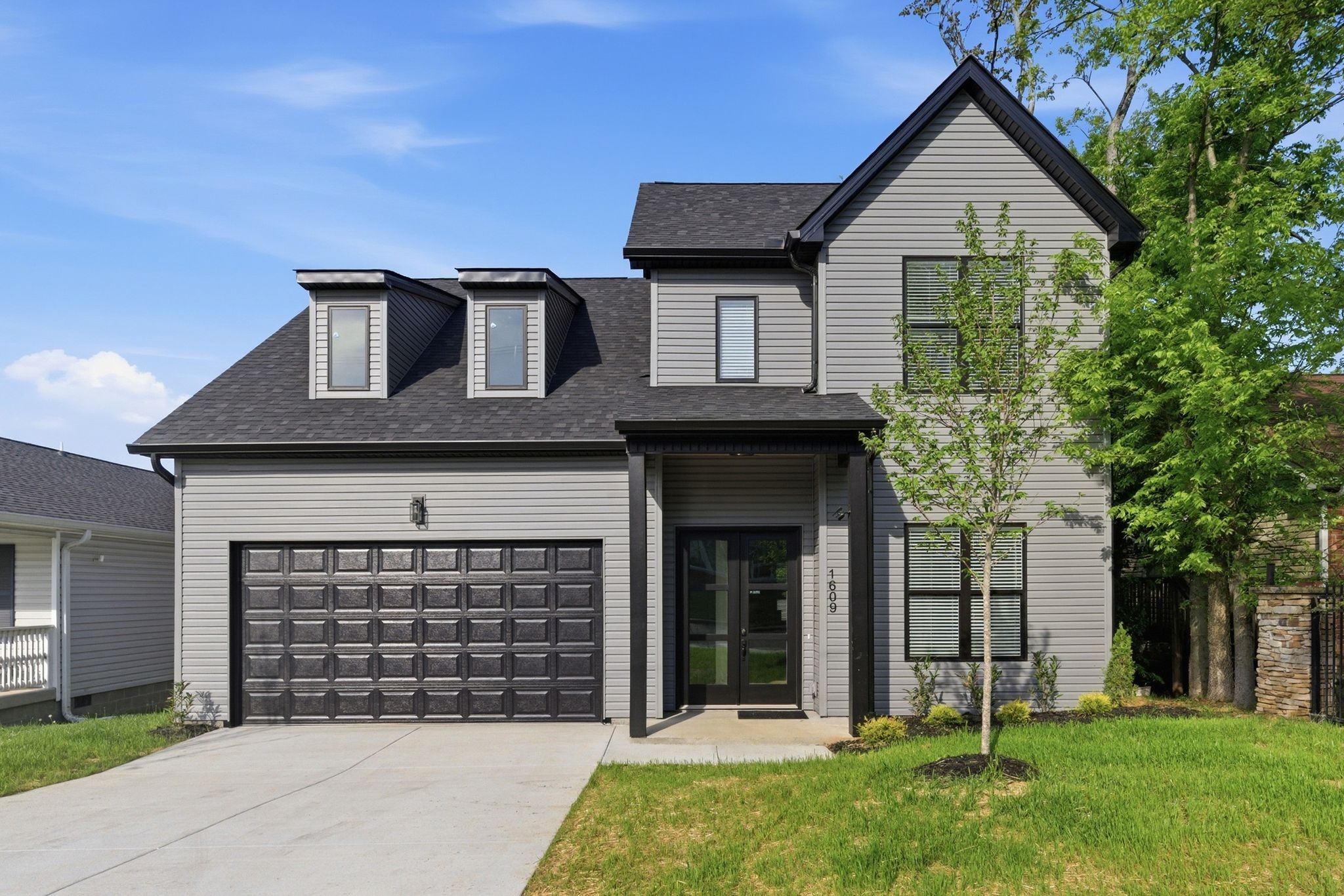 1609 21st Ave N, Nashville, TN 37208