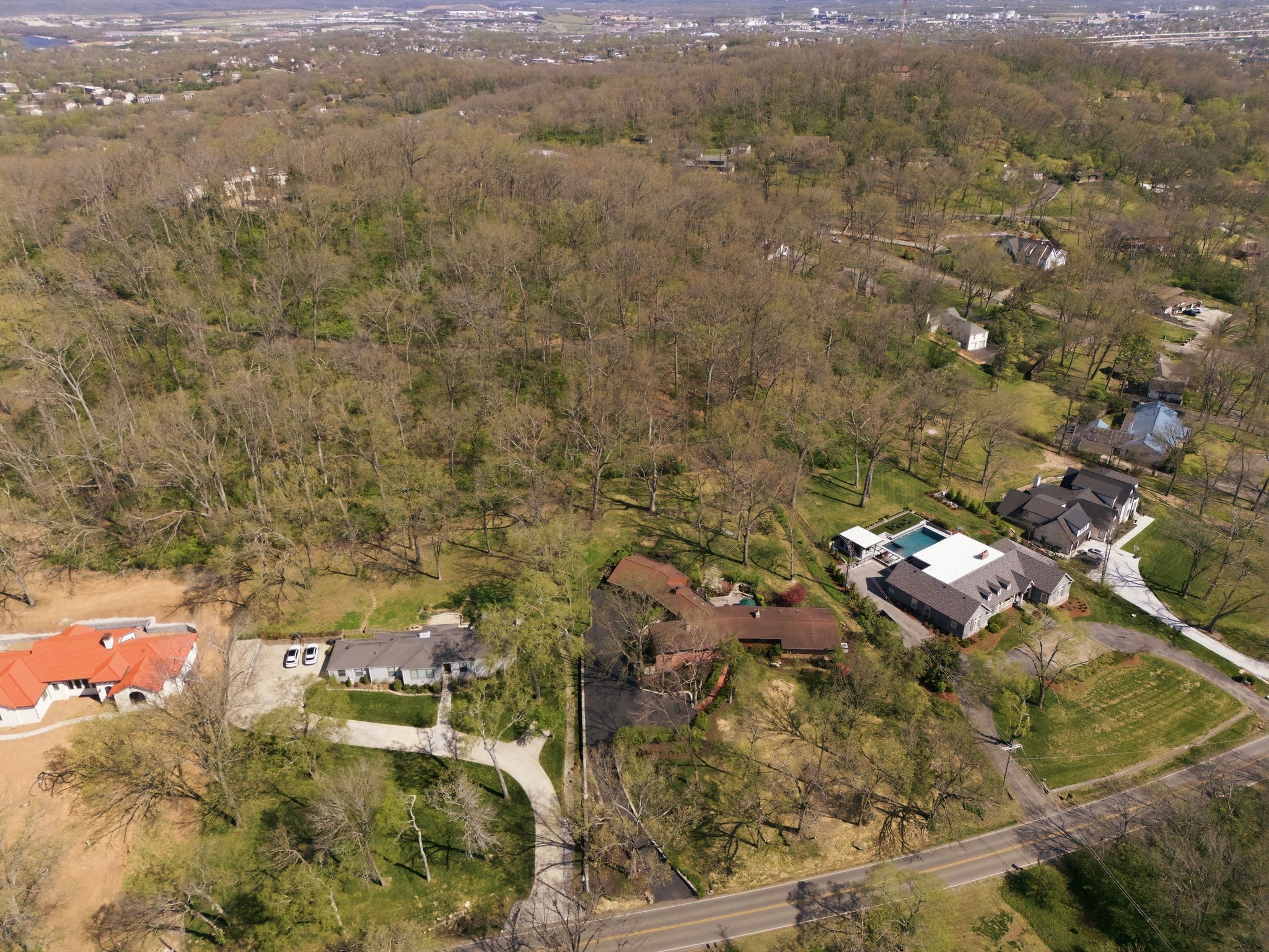 6002 Hickory Valley Rd, Nashville, TN 37205