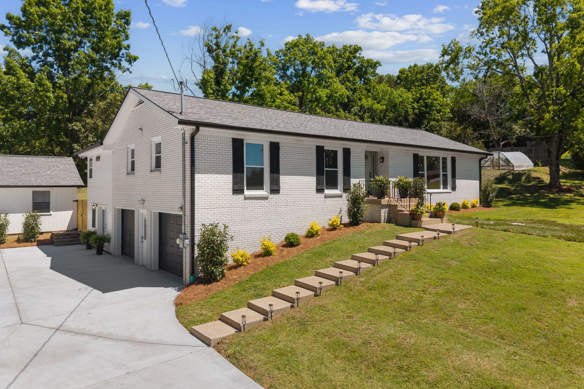 1012 Ridgecrest Dr, Franklin, TN 37069