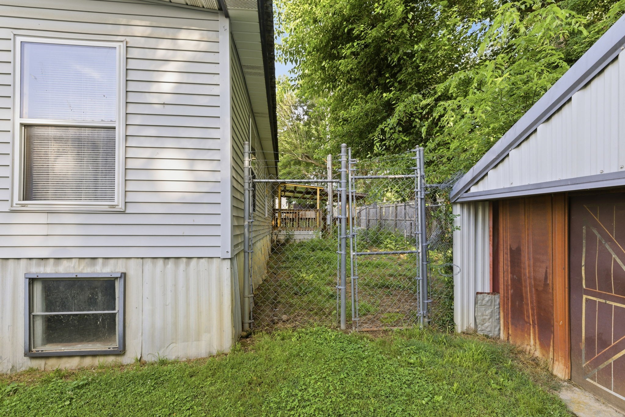 207 Center St, Portland, TN 37148