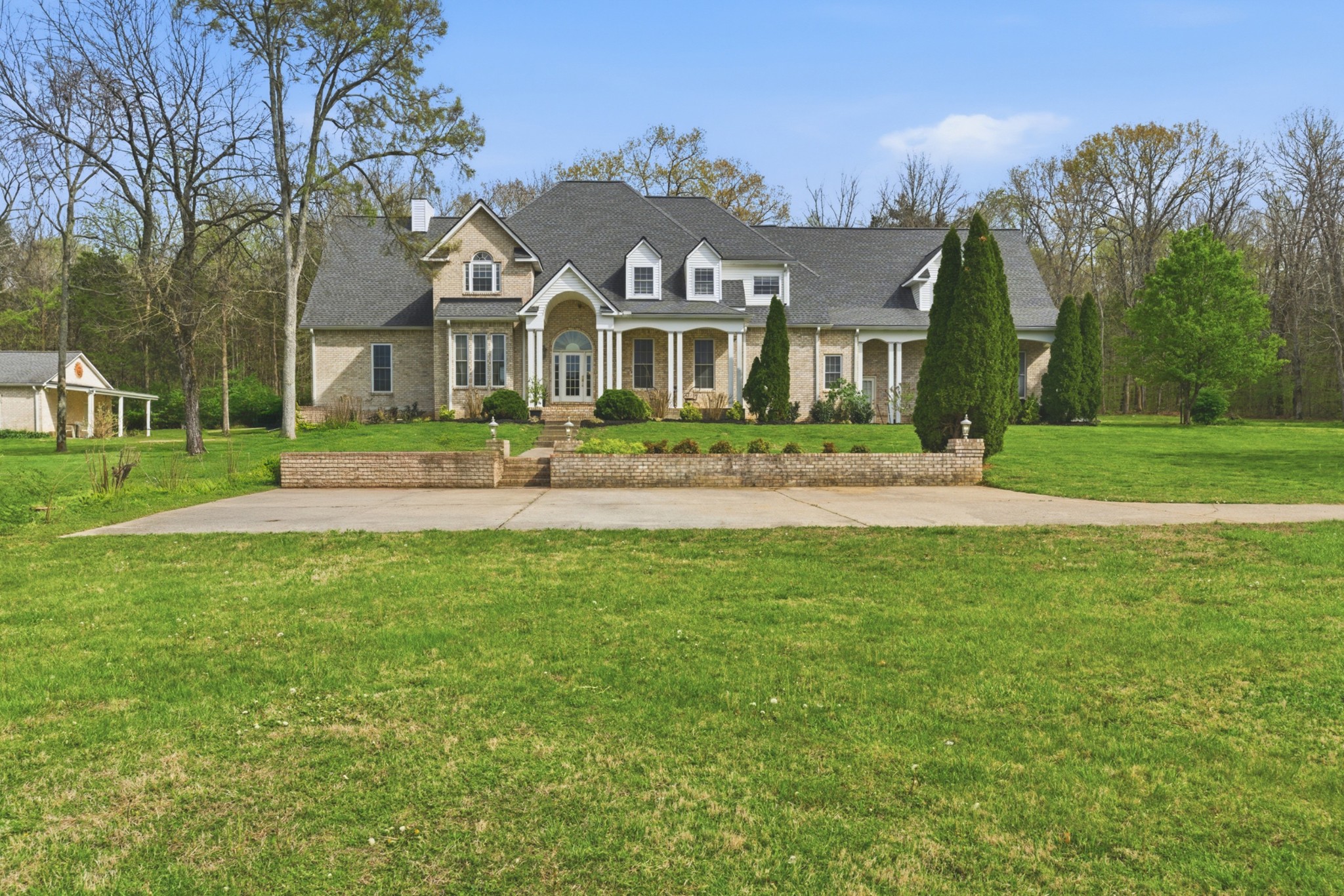 254 Quad Oak Dr, Mount Juliet, TN 37122
