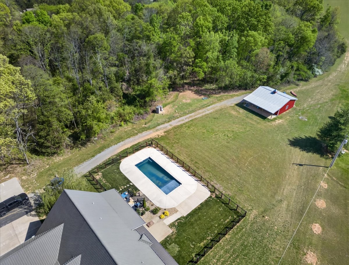 11039 Panther Creek Rd, Christiana, TN 37037