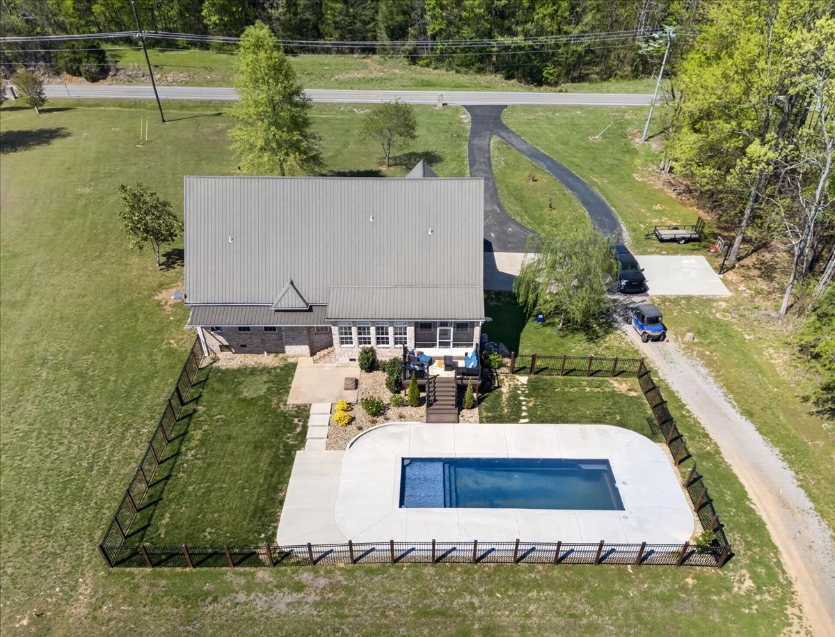 11039 Panther Creek Rd, Christiana, TN 37037