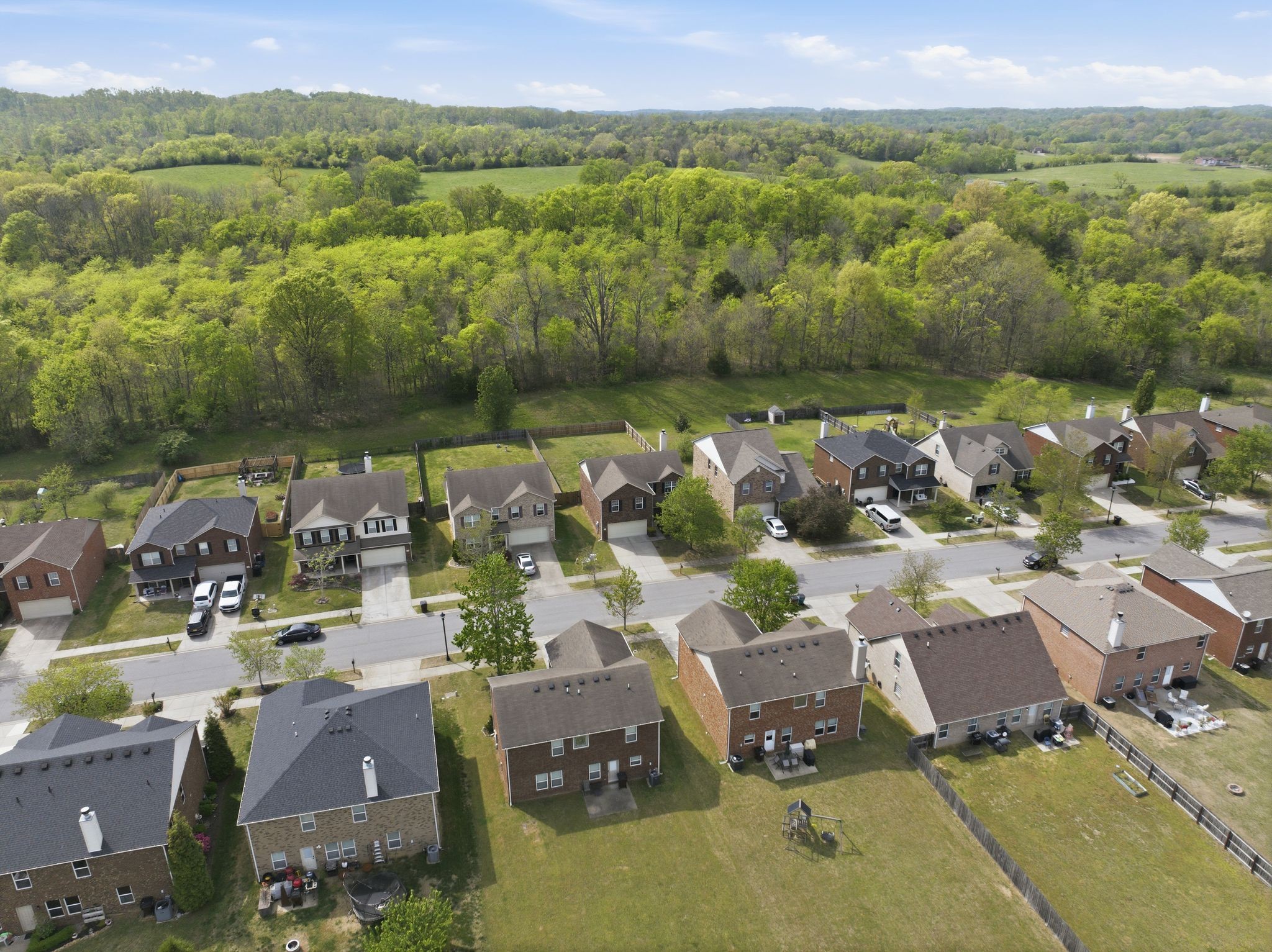 1022 Harmony Ln, Hendersonville, TN 37075