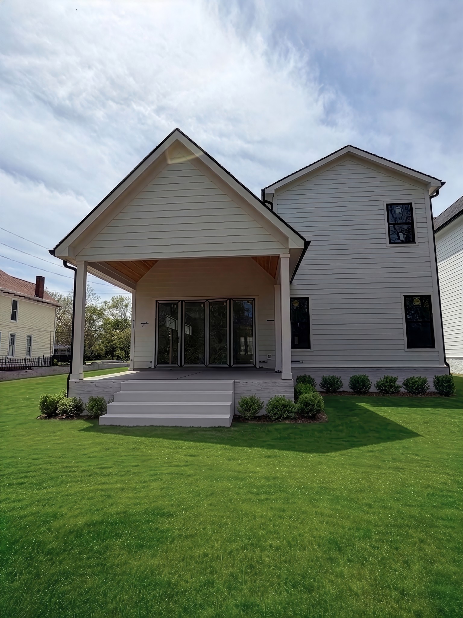 1110 Caldwell Ln, Nashville, TN 37204