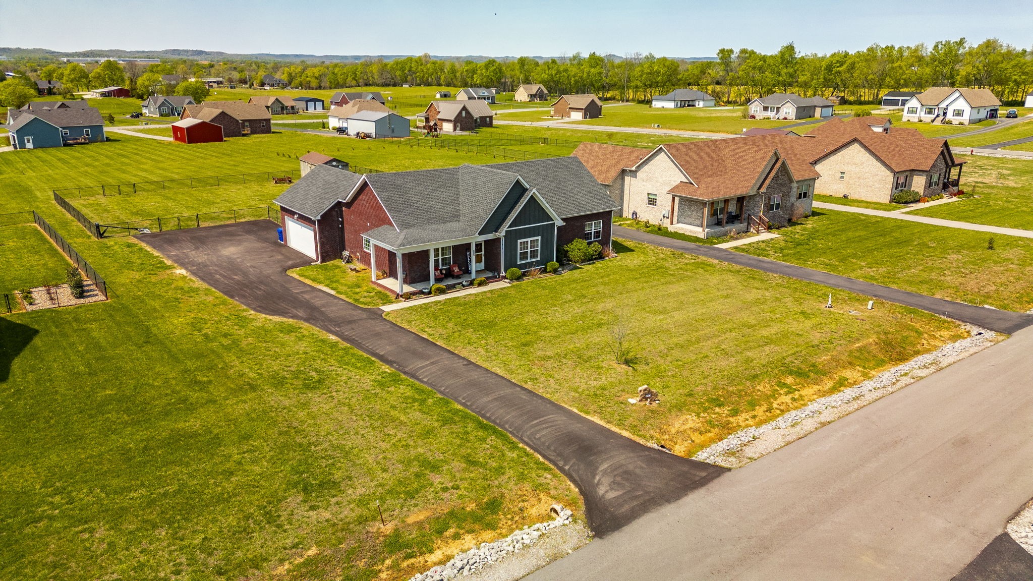 243 Hollow Tree Cir, Castalian Springs, TN 37031