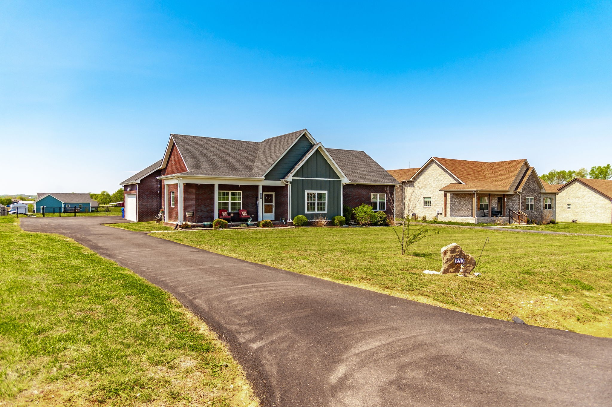 243 Hollow Tree Cir, Castalian Springs, TN 37031