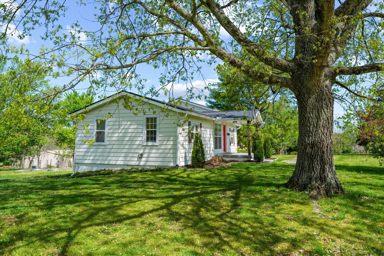 6335 Old Hickory Blvd, Whites Creek, TN 37189