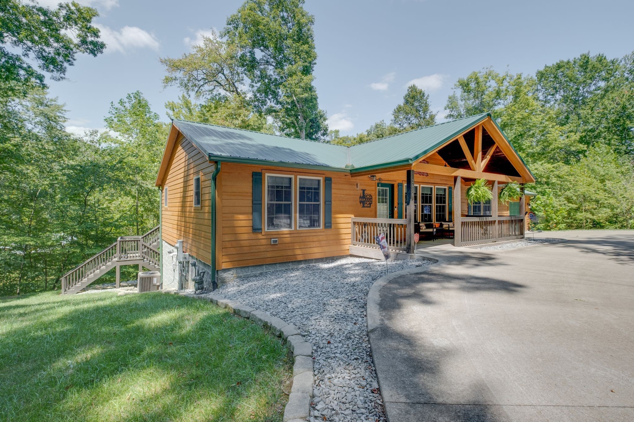 2614 Distillery Rd, Greenbrier, TN 37073