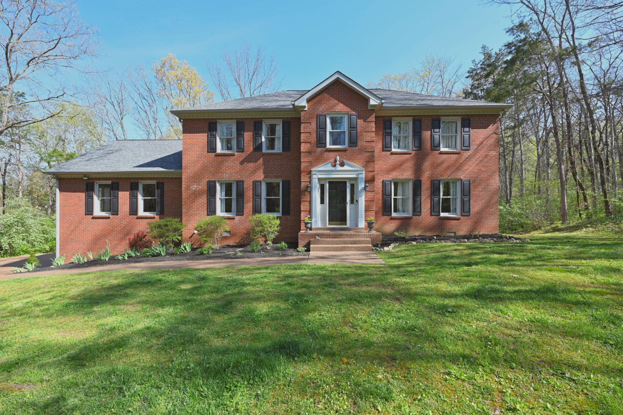 1115 Temple Ridge Ct, Nashville, TN 37221
