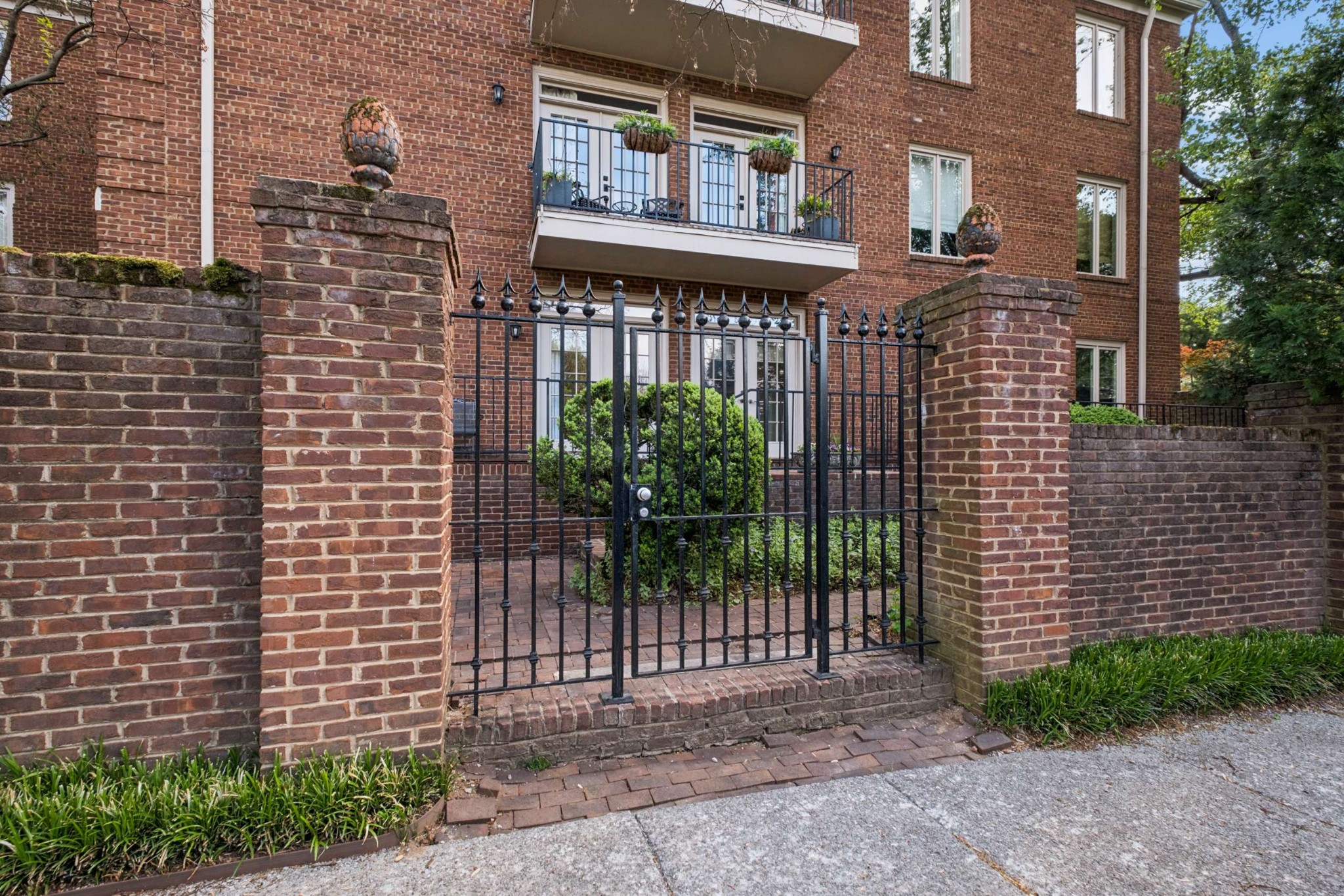 3737 West End Ave #105, Nashville, TN 37205