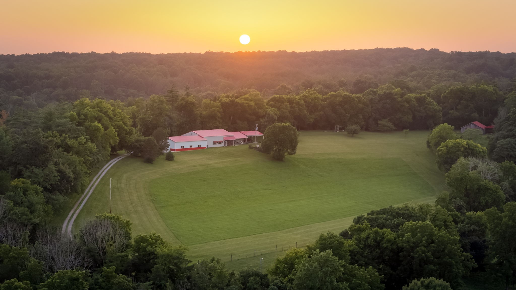 5123 Steam Mill Hollow Rd, Williamsport, TN 38487