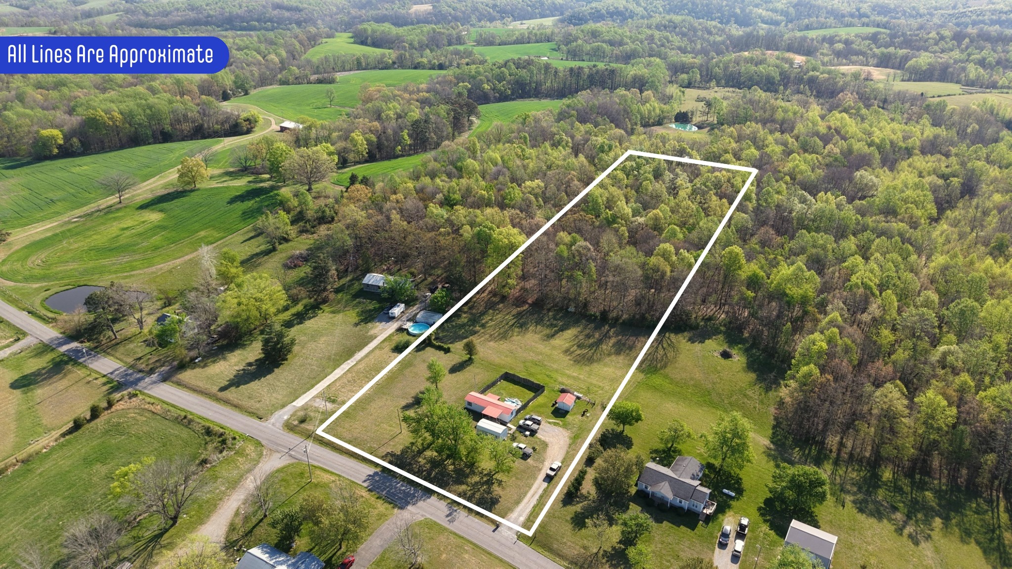 2634 Pleasant Grove Rd, Westmoreland, TN 37186