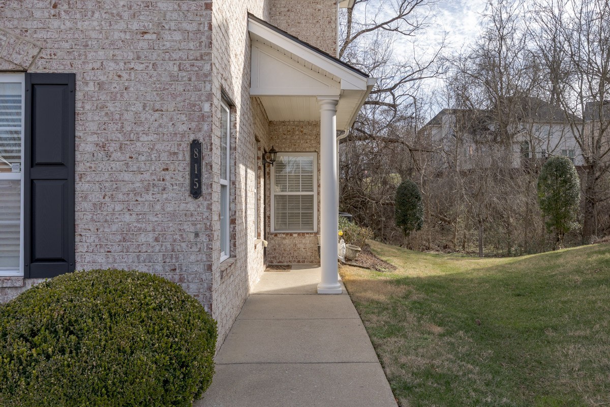 815 Barrington Place Dr, Brentwood, TN 37027