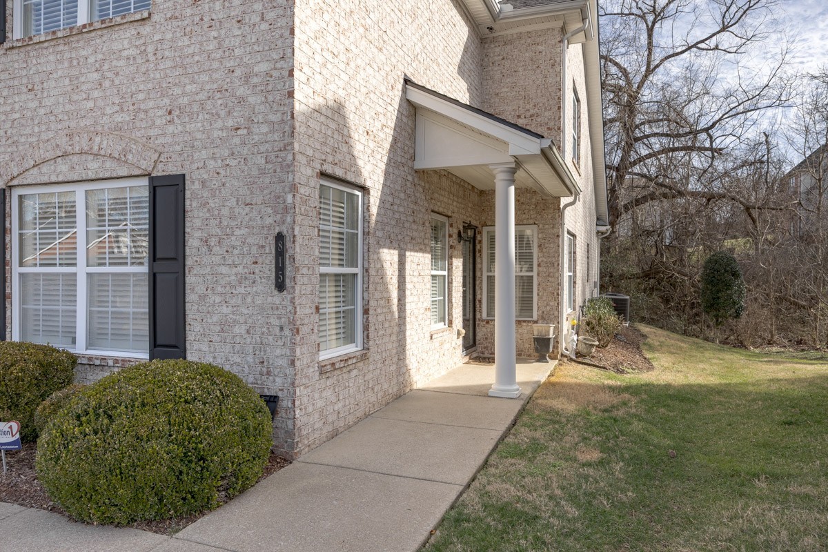 815 Barrington Place Dr, Brentwood, TN 37027