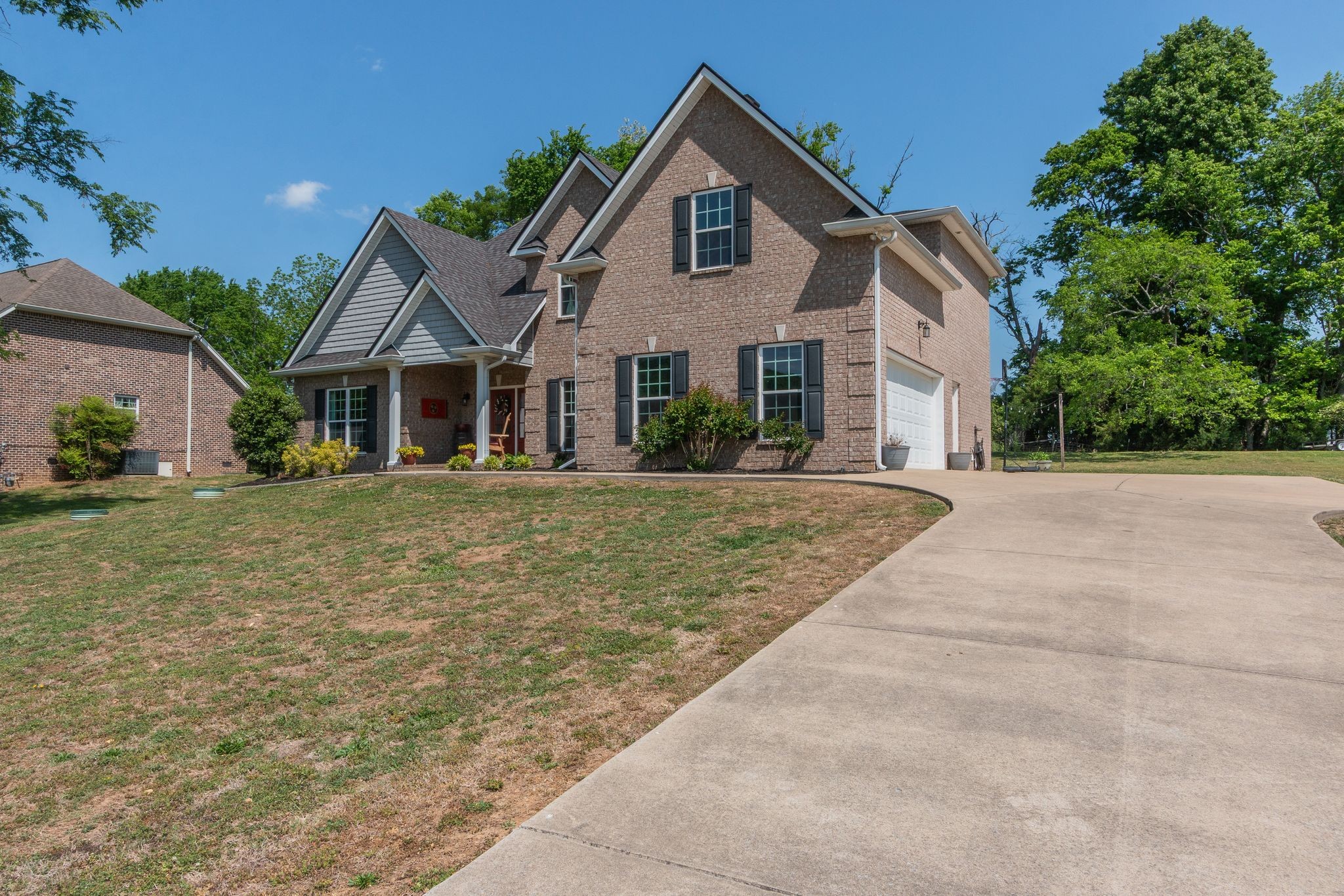 1028 Proud Eagle Dr, Eagleville, TN 37060