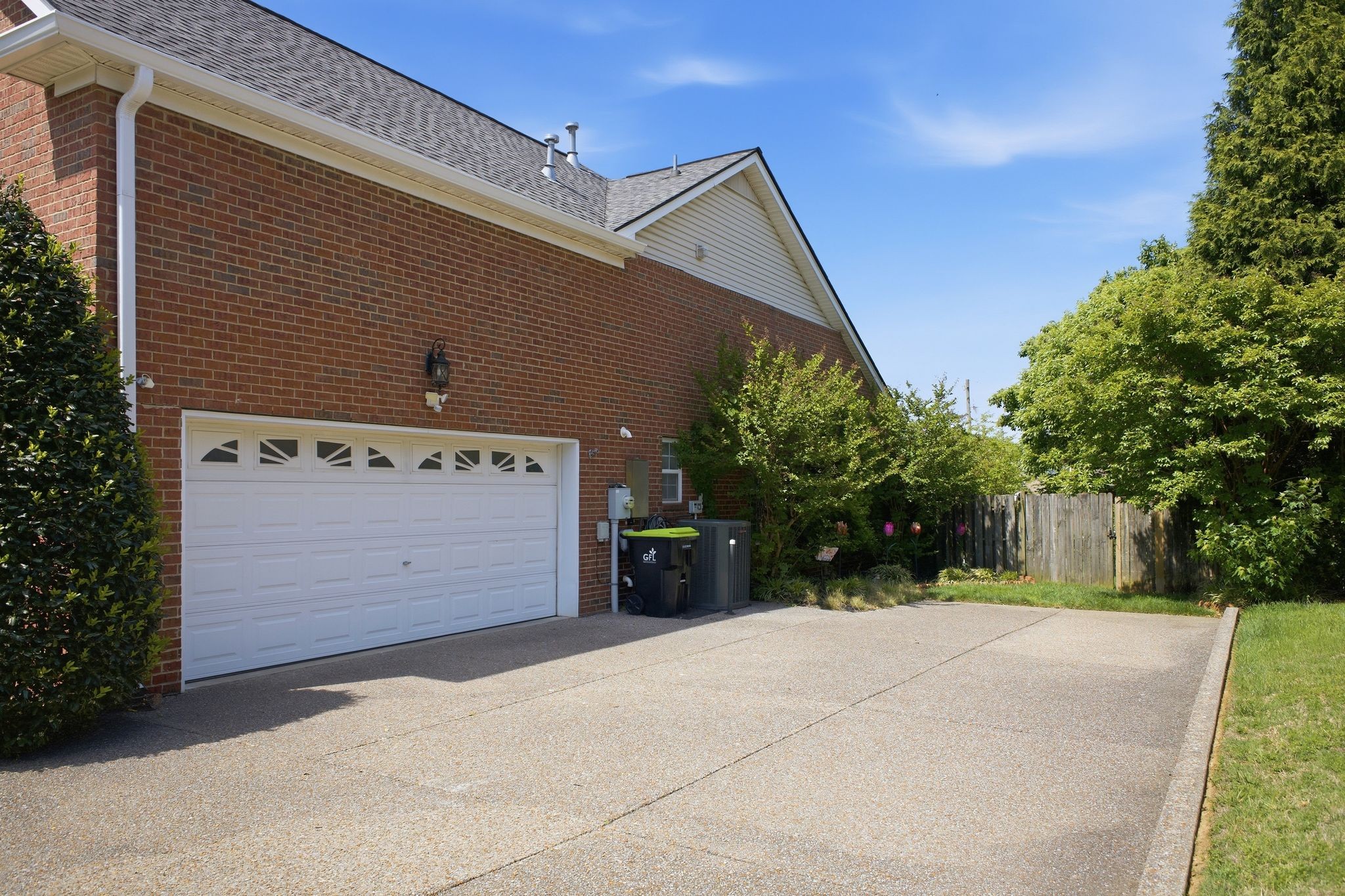 1013 Wyntergrace Farm Rd, Old Hickory, TN 37138