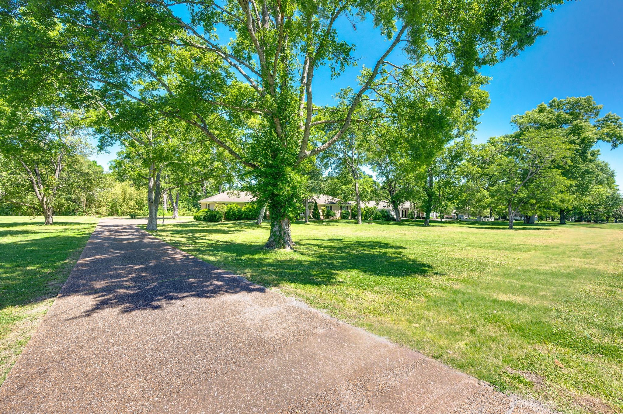 6412 Harding Pike, Nashville, TN 37205