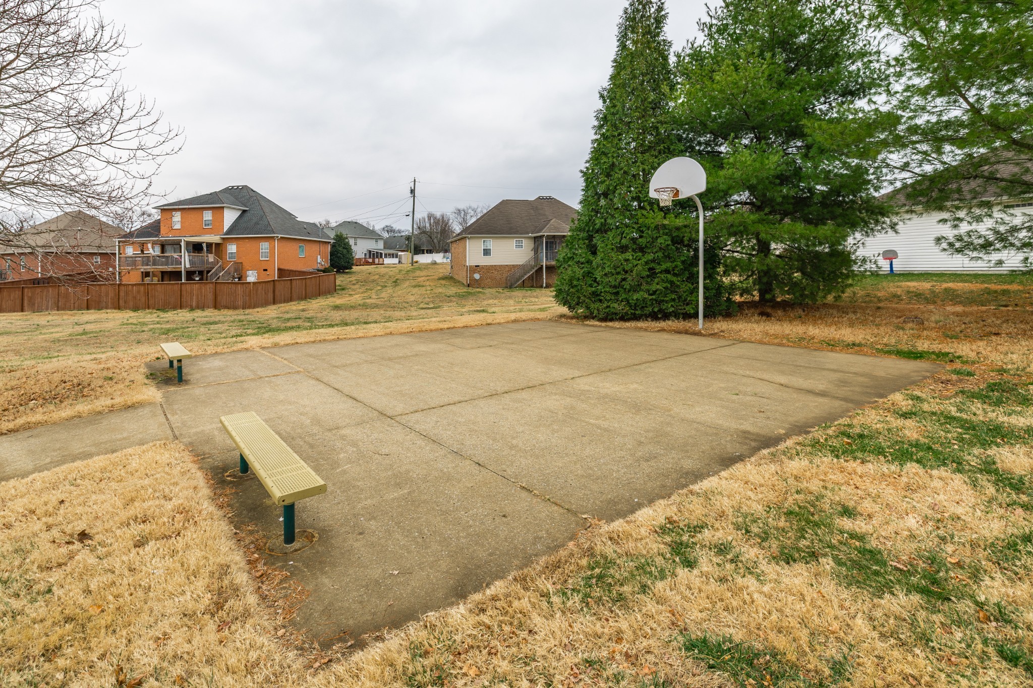 545 Callie Ave, Gallatin, TN 37066