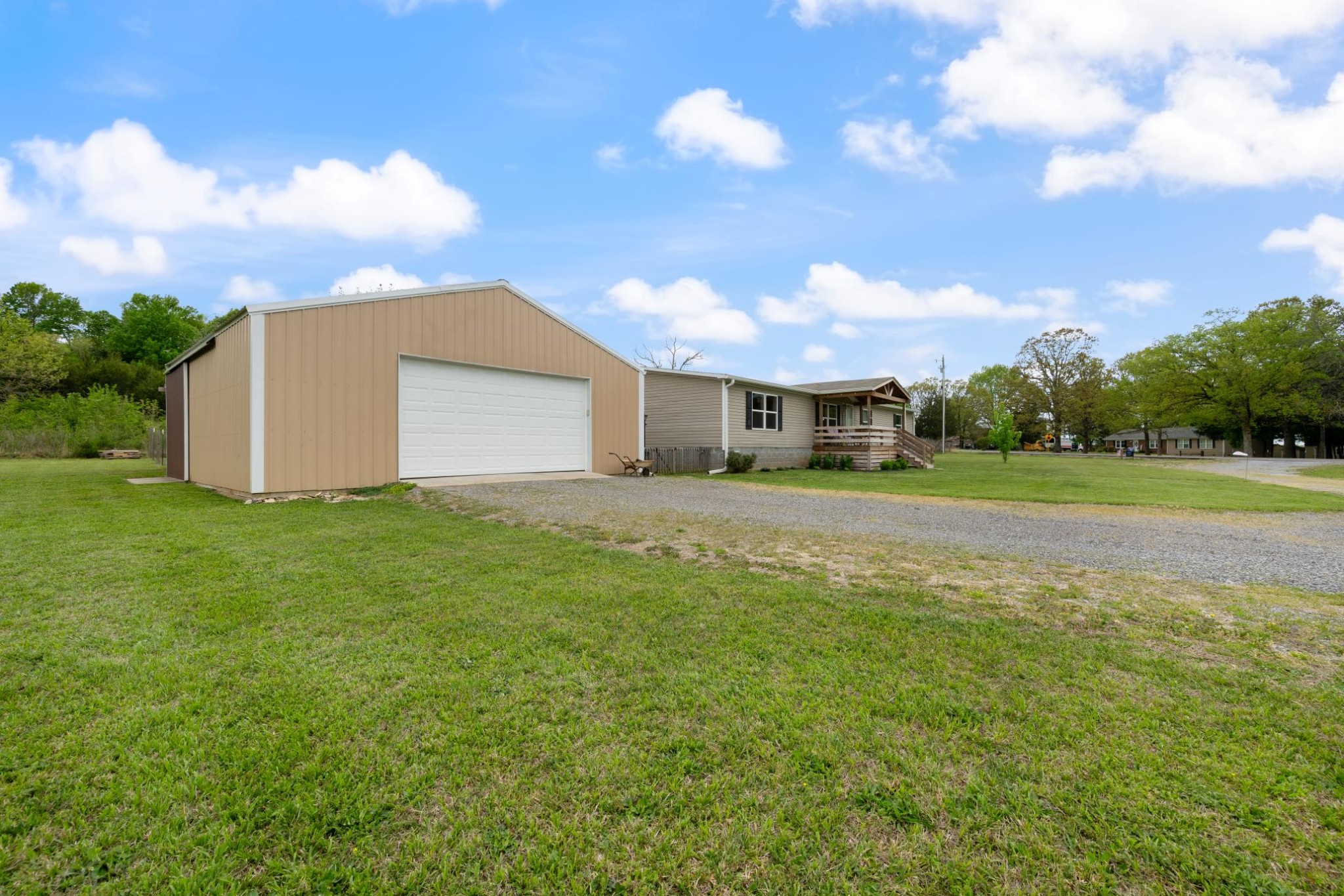 7112 Cobb Rd, Christiana, TN 37037
