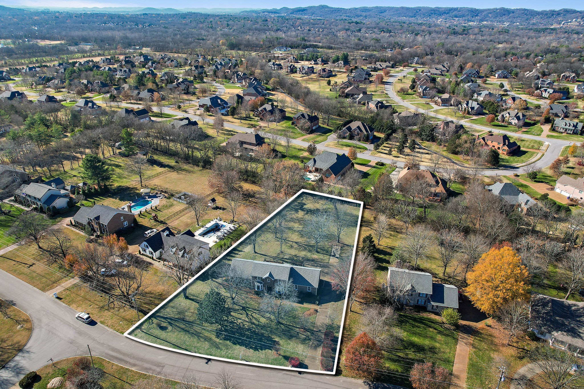 1114 Chickasaw Dr, Brentwood, TN 37027