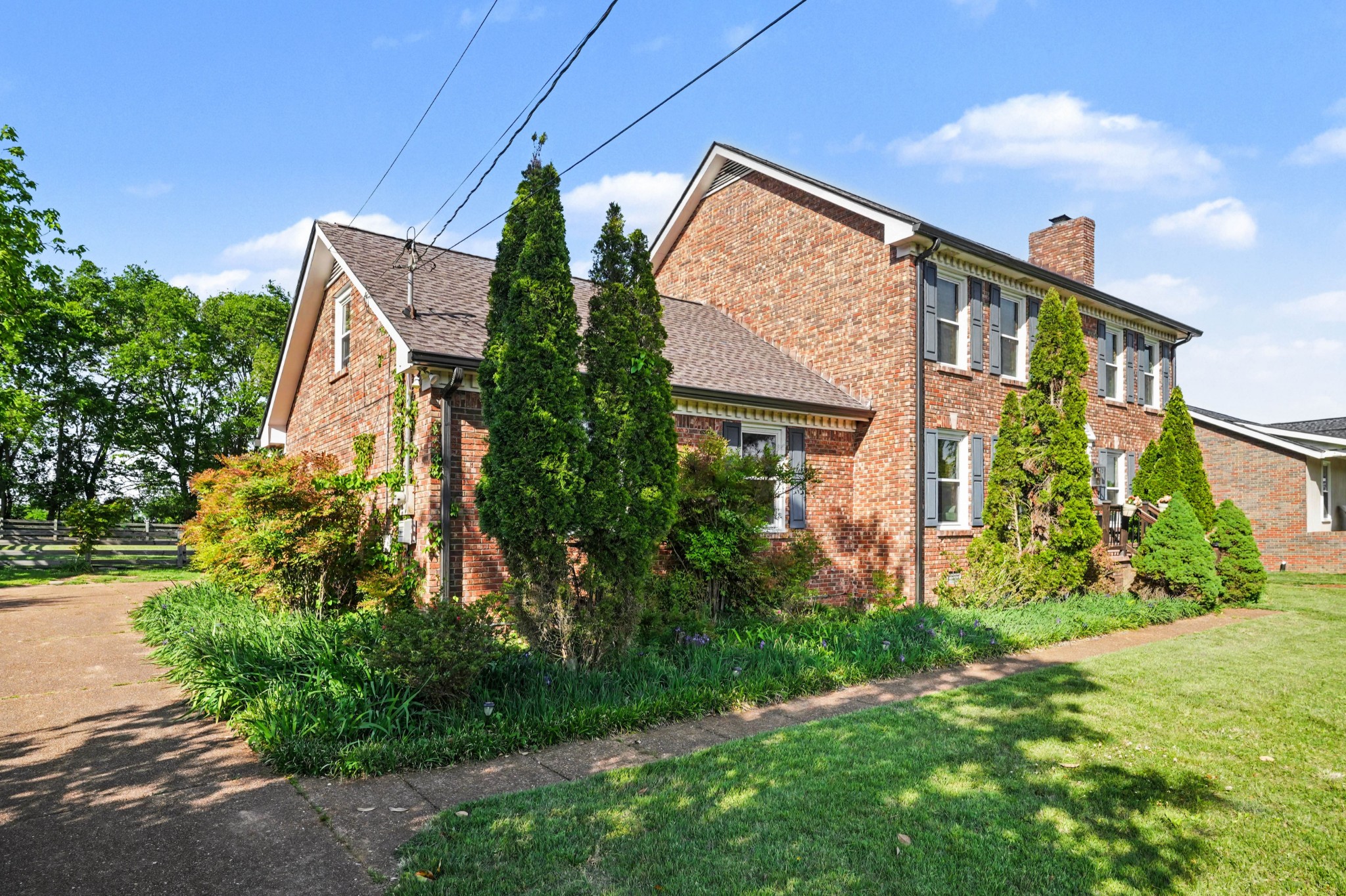 224 Brookhaven Dr, Gallatin, TN 37066