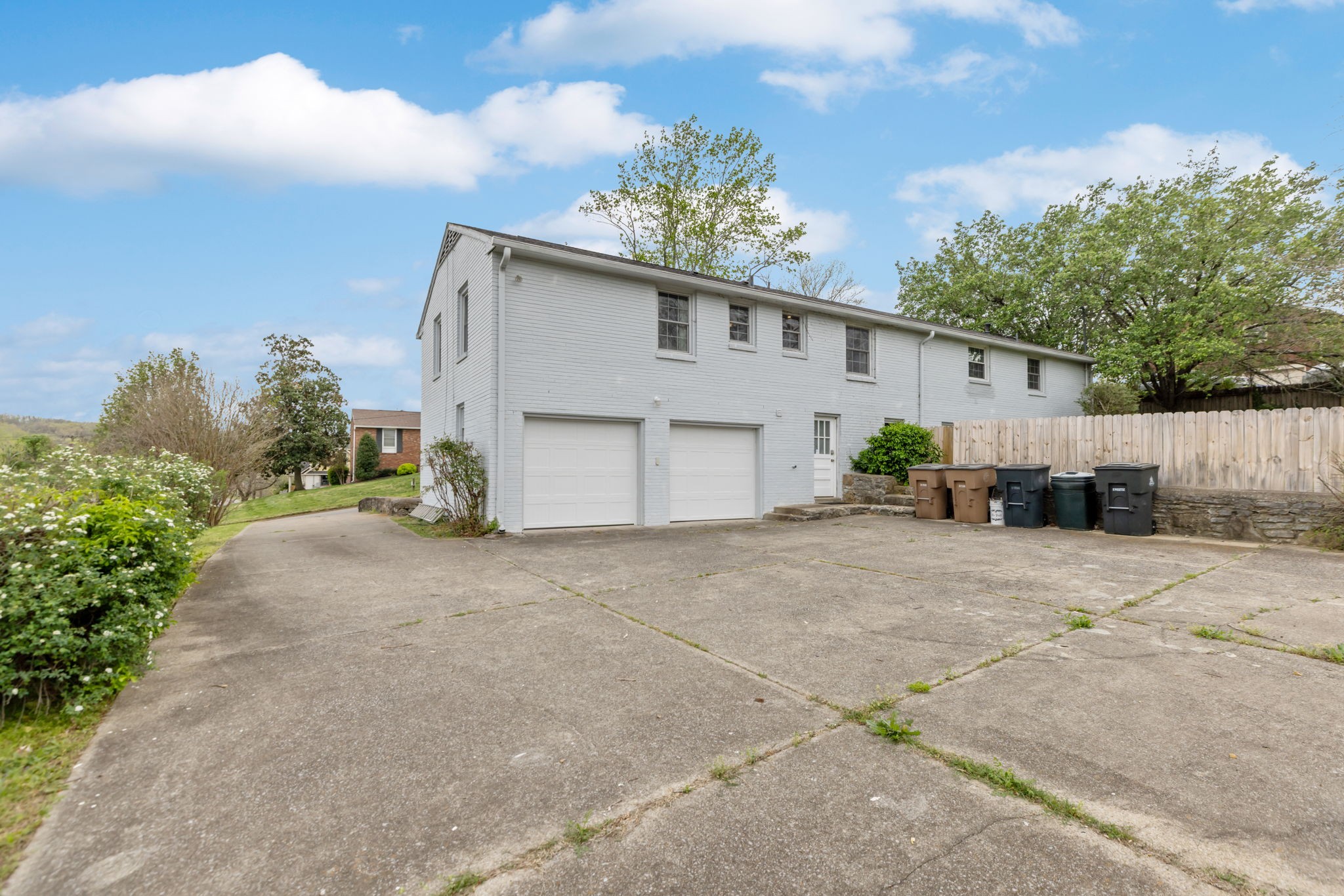6334 Percy Dr, Nashville, TN 37205