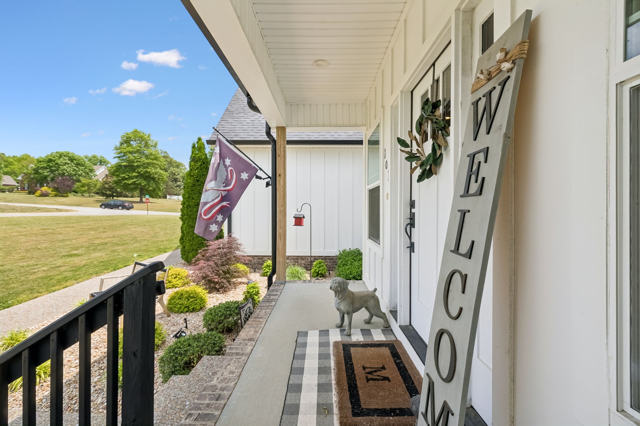 101 Amelia Dr, Bon Aqua, TN 37025