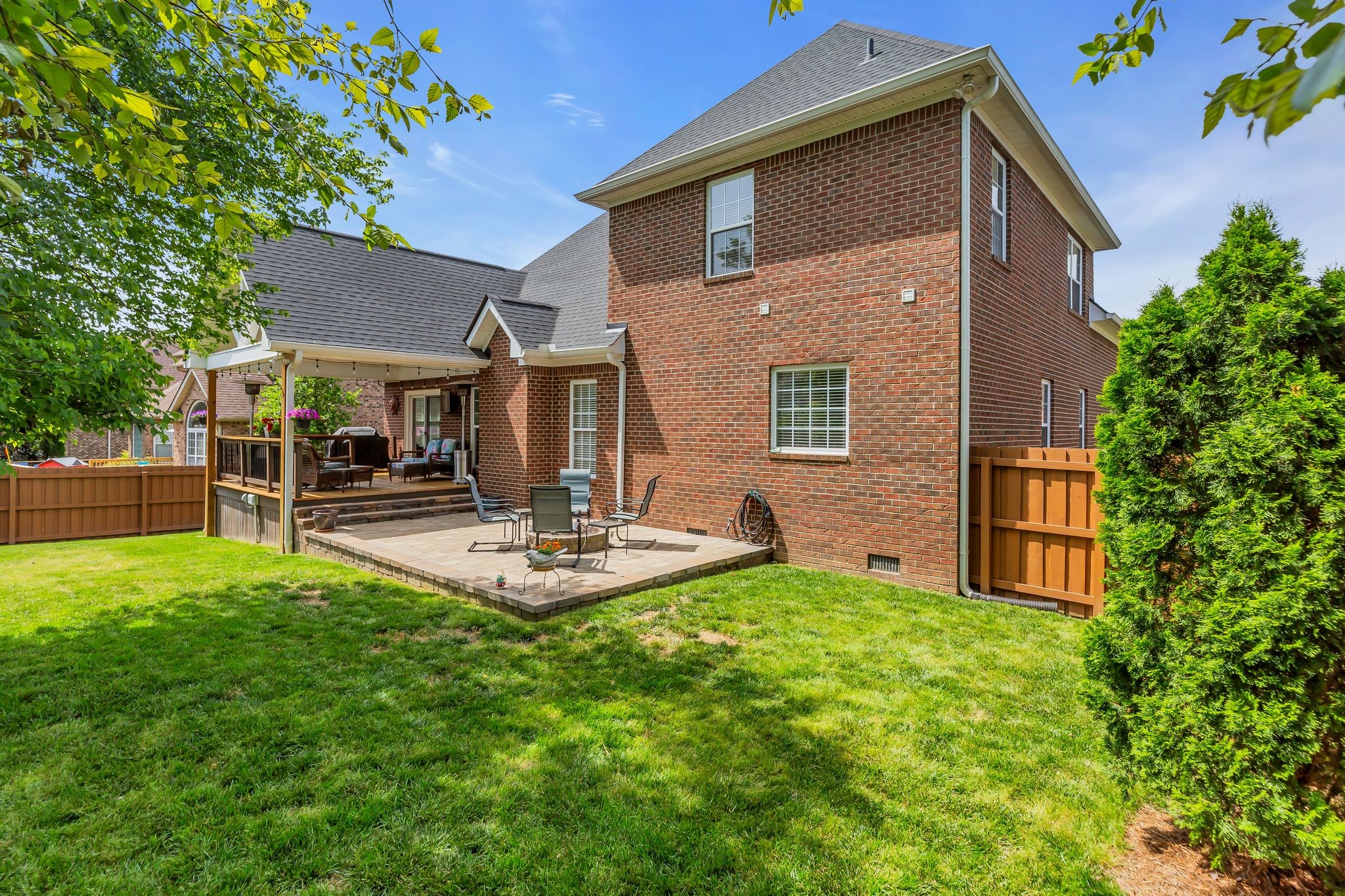 2766 Trasbin Ct, Thompsons Station, TN 37179