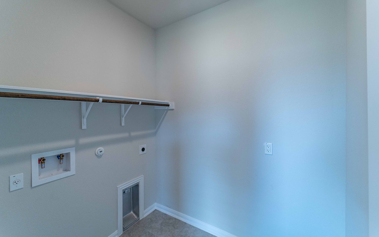606 Tompkins Ln, Gallatin, TN 37066