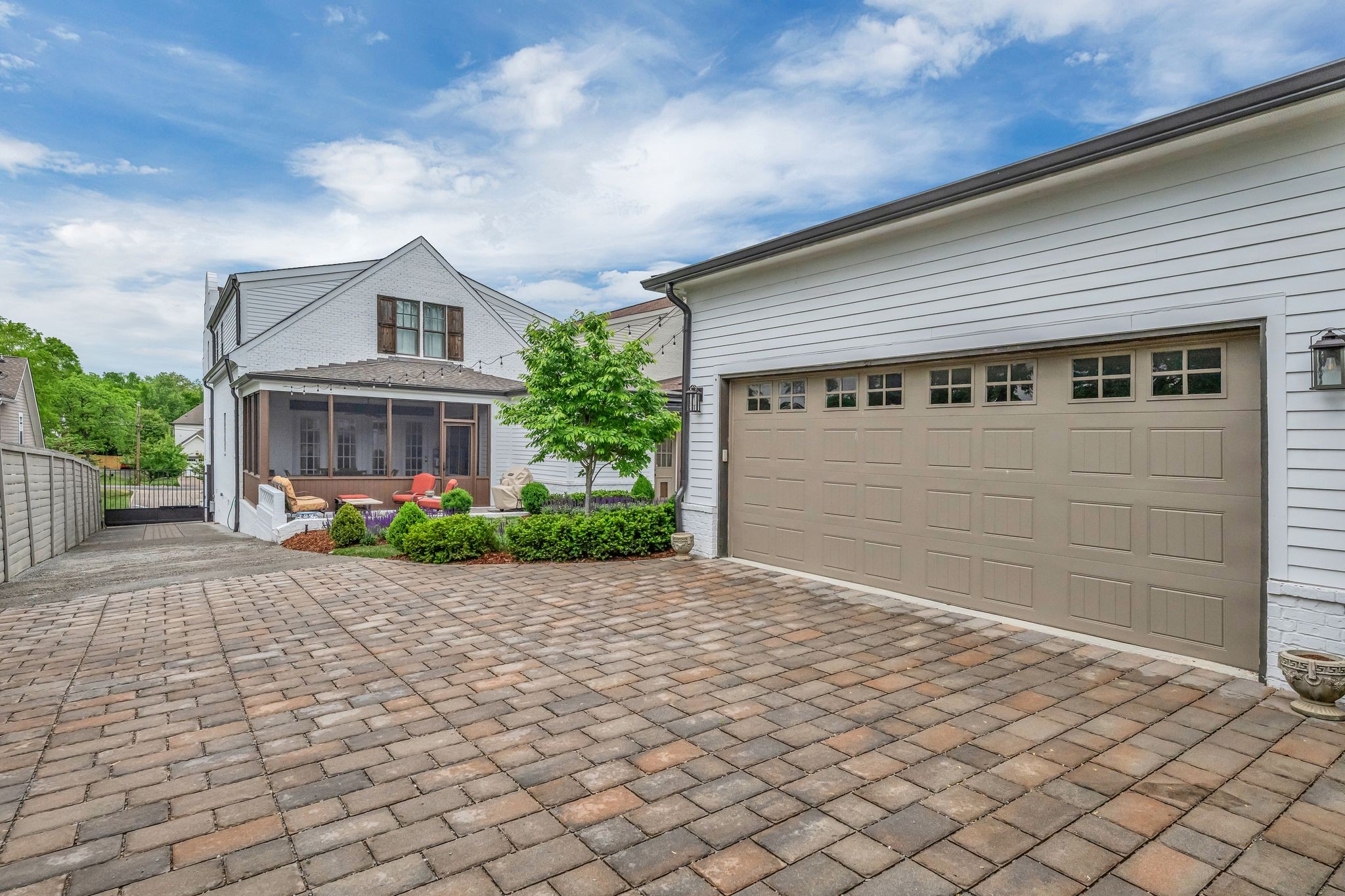 2227 Castleman Dr, Nashville, TN 37215