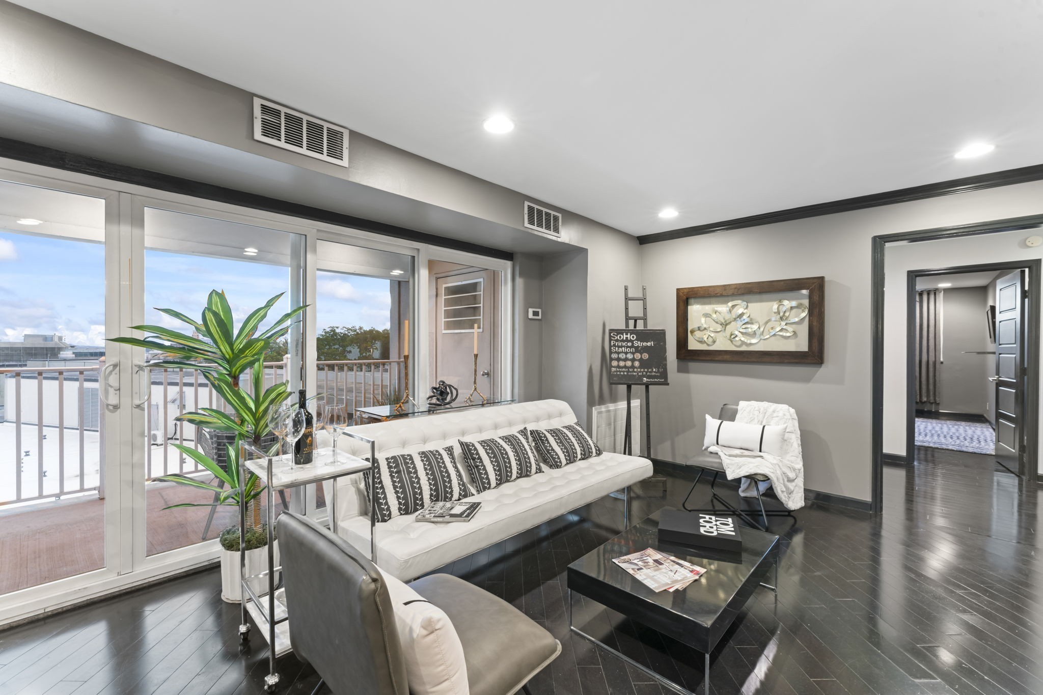 3415 West End Ave #1101, Nashville, TN 37203