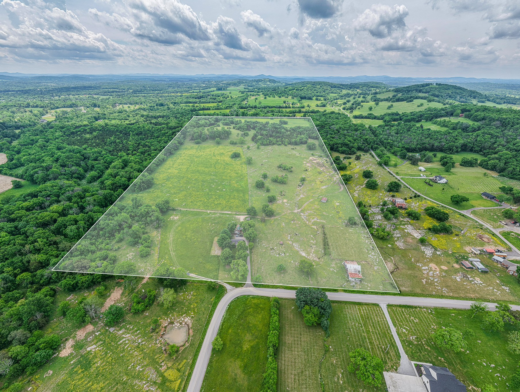 1480 Rogers Ln, Lebanon, TN 37087