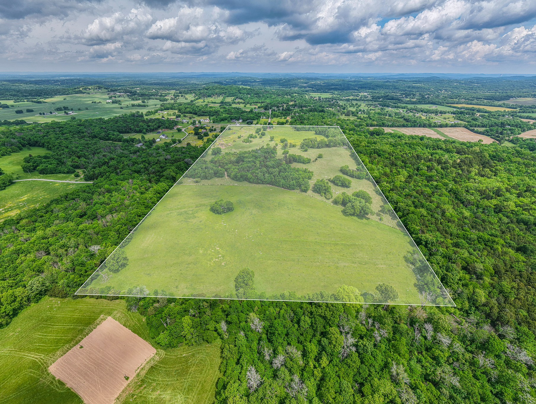 1480 Rogers Ln, Lebanon, TN 37087