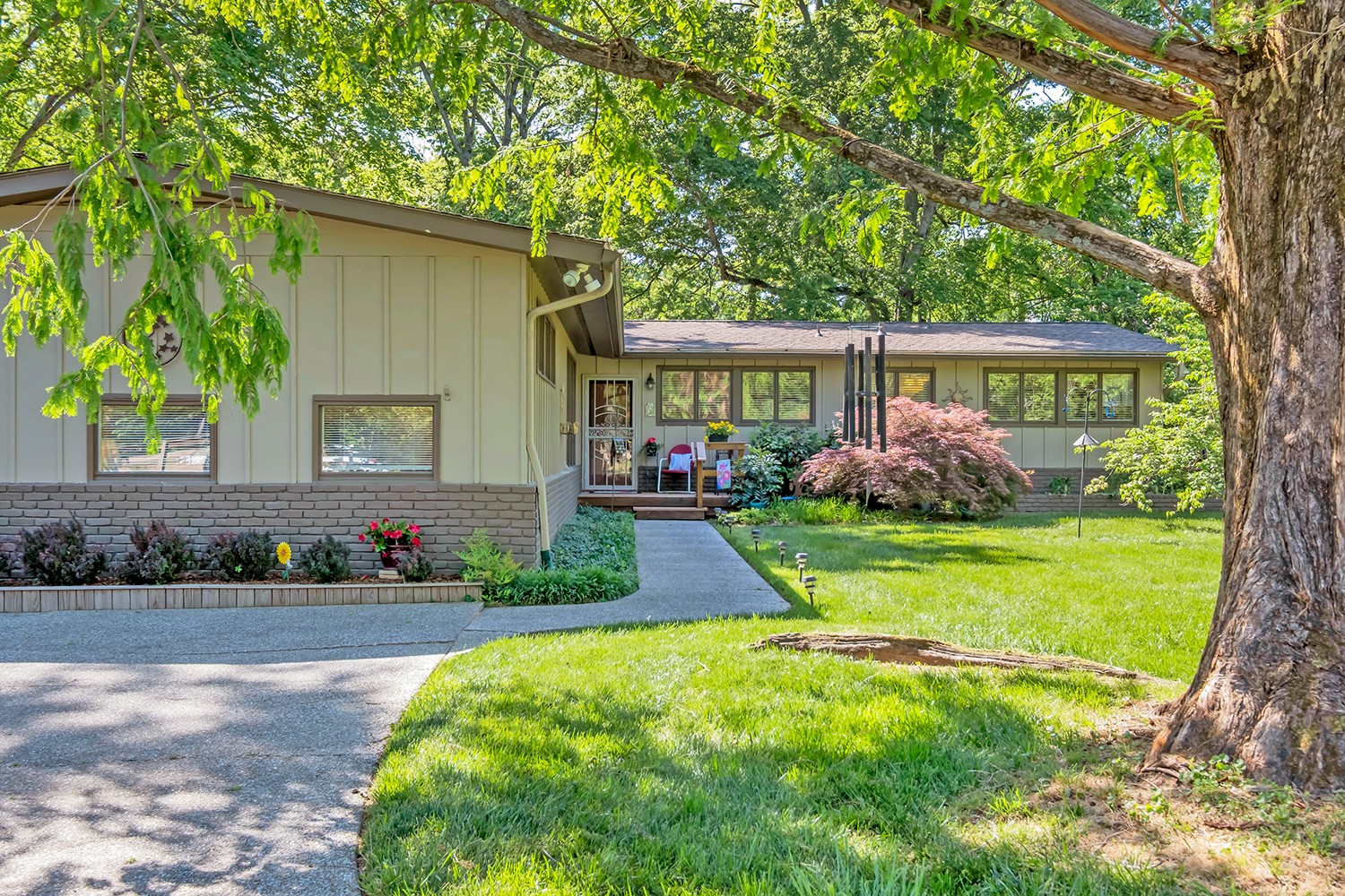 3711 Hilldale Dr, Nashville, TN 37215