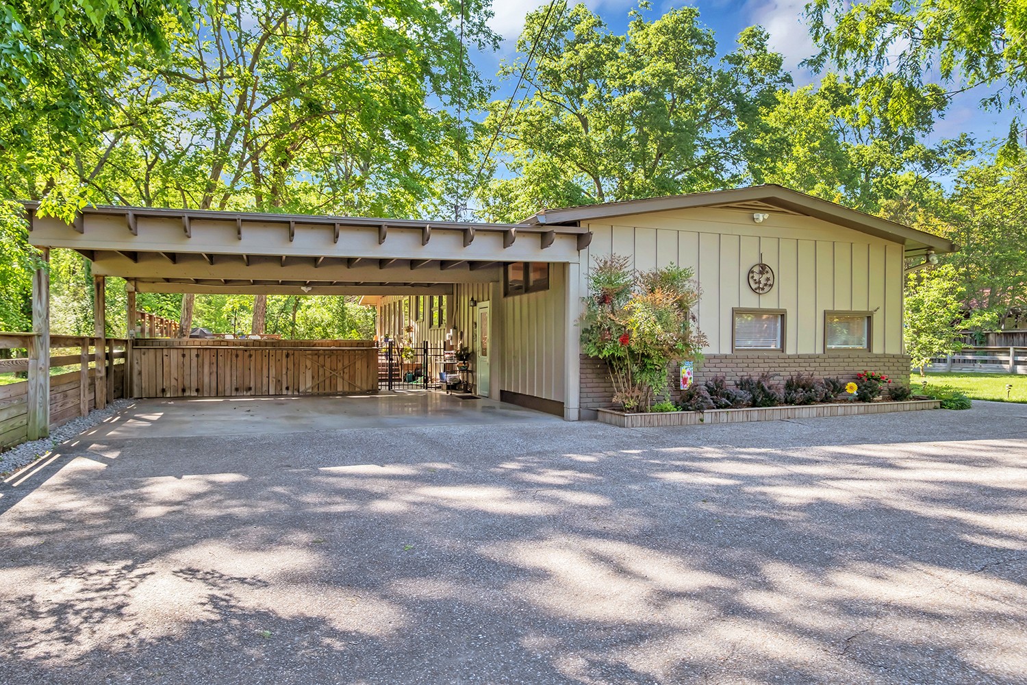 3711 Hilldale Dr, Nashville, TN 37215