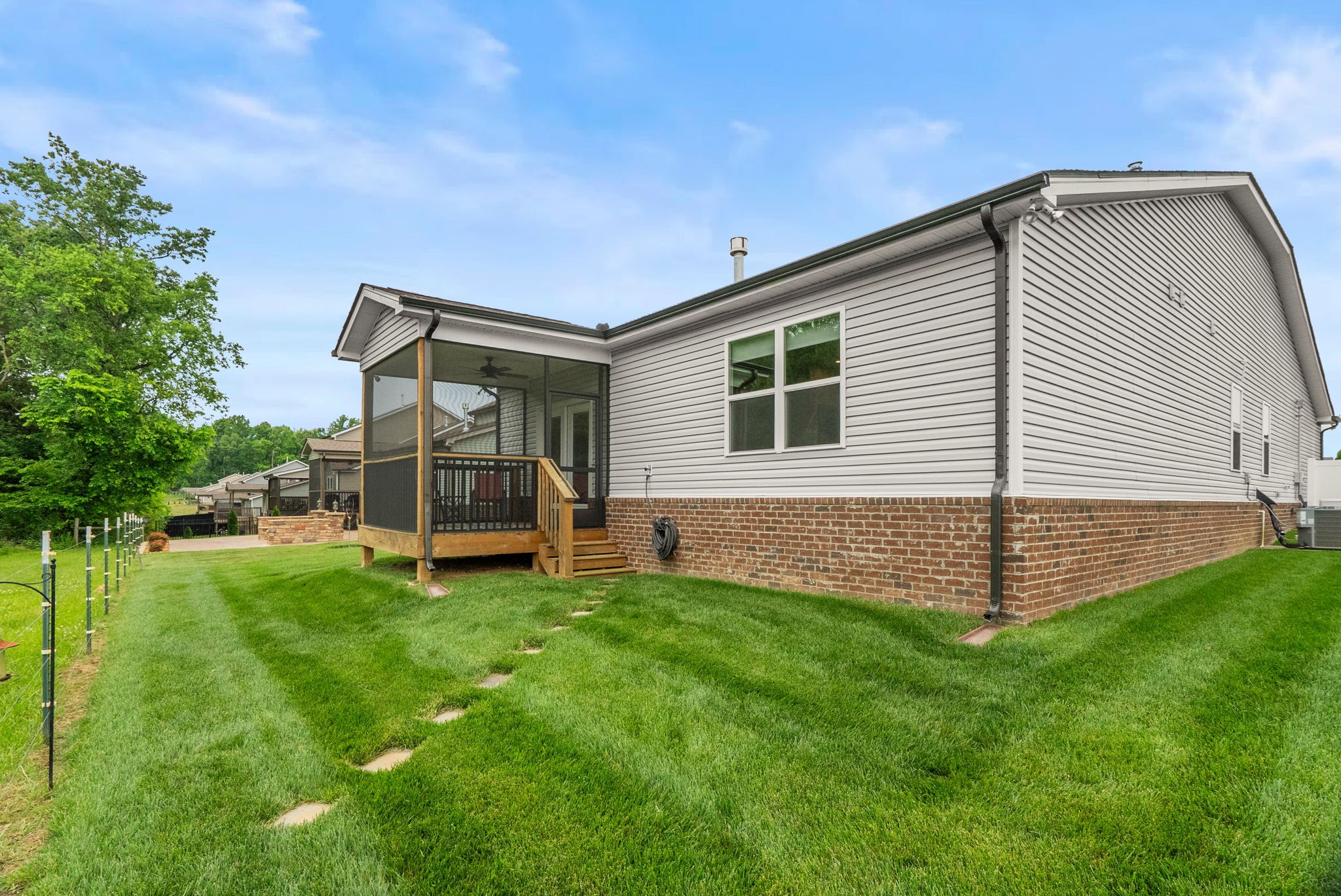 4359 Socata Ct, Cross Plains, TN 37049
