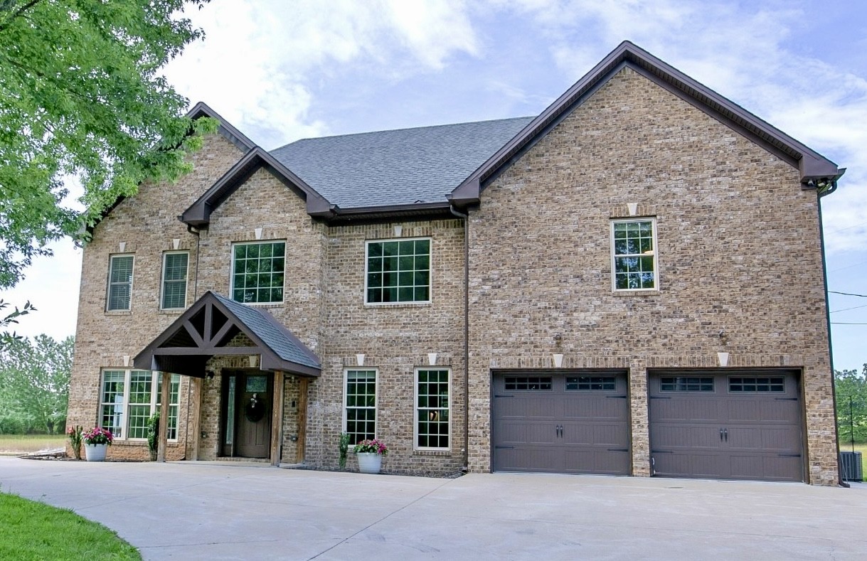 7144 Hall Rd, Greenbrier, TN 37073