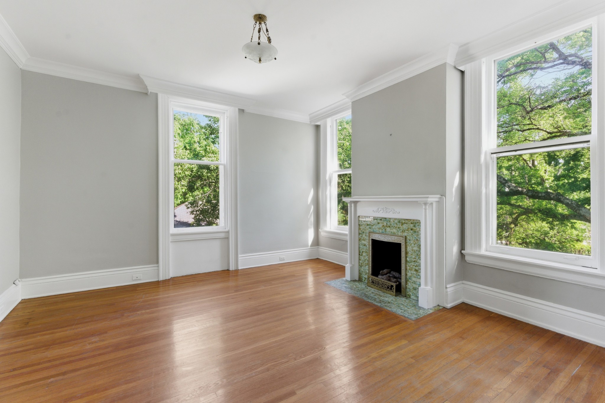 444 Bowling Ave, Nashville, TN 37205