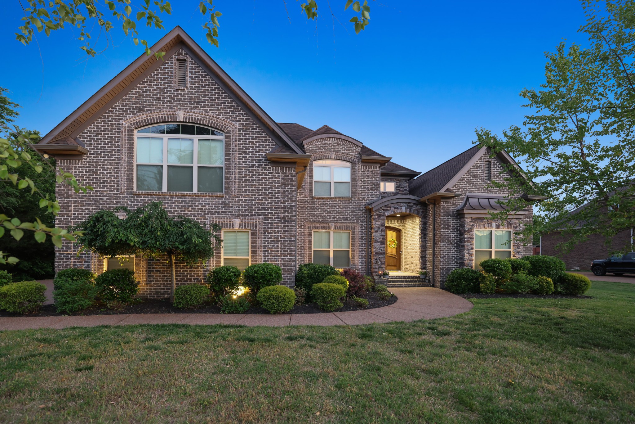 906 Harrisburg Ln, Mount Juliet, TN 37122