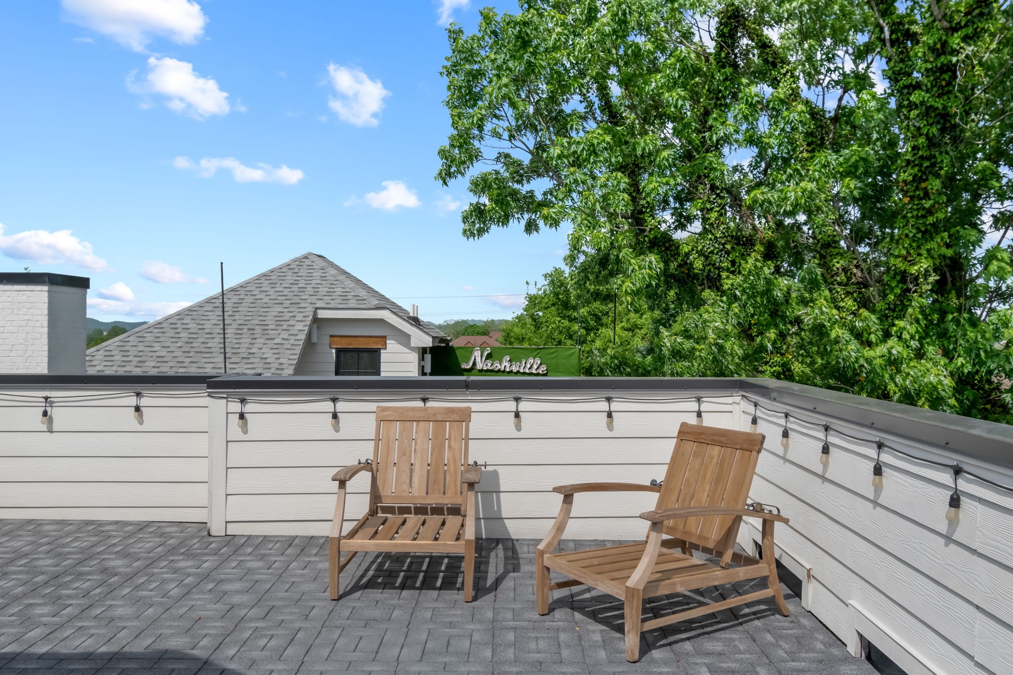 519 Chesterfield Ave #2, Nashville, TN 37212