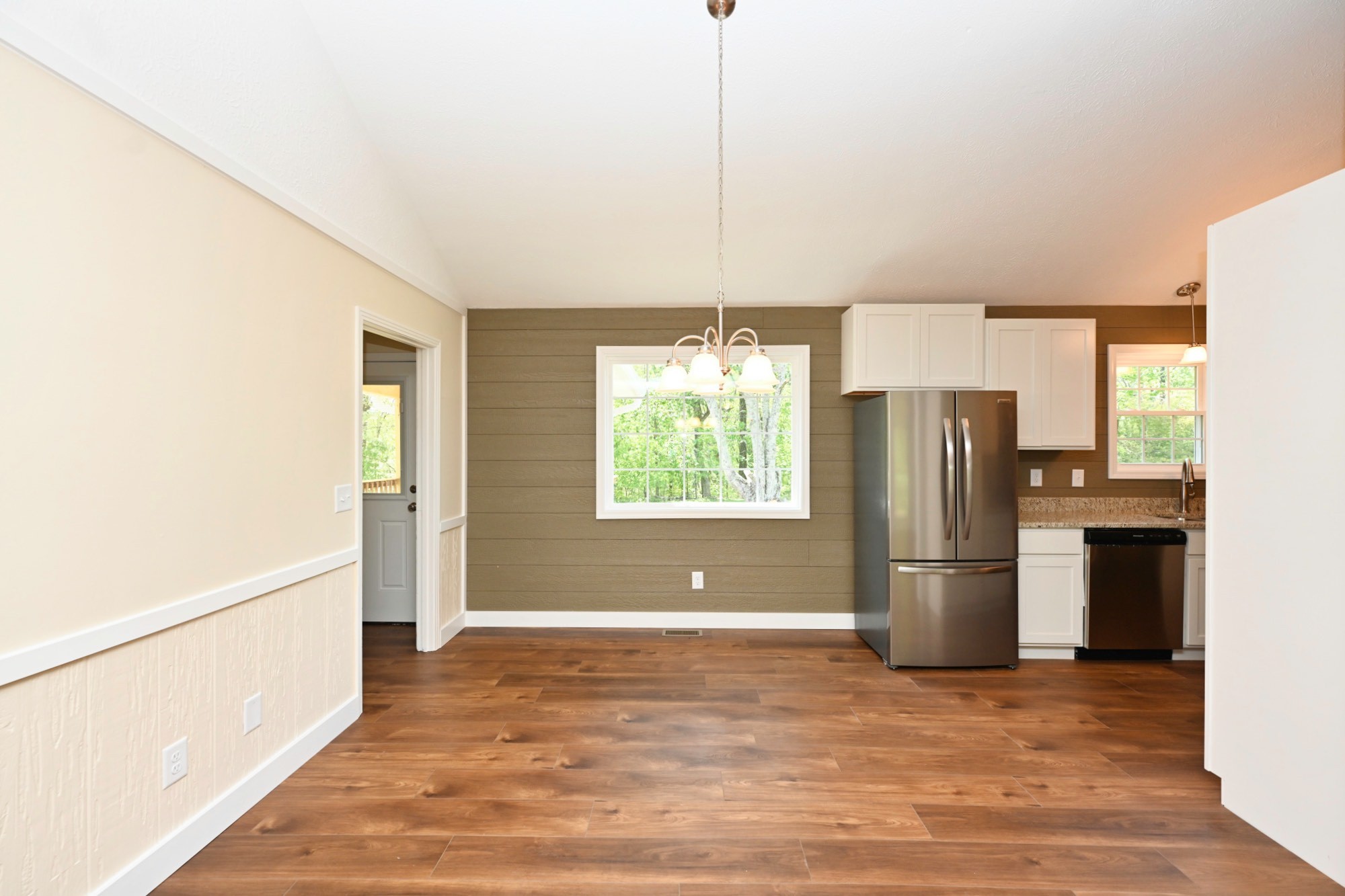120 Whippoorwill Ln, Bethpage, TN 37022