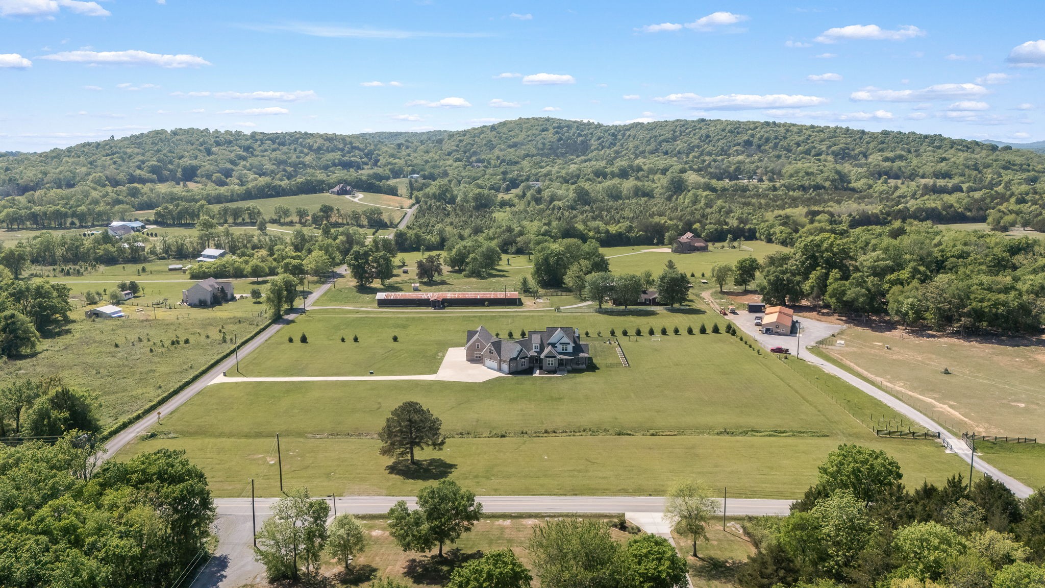 12365 Hogwood Rd, Milton, TN 37118