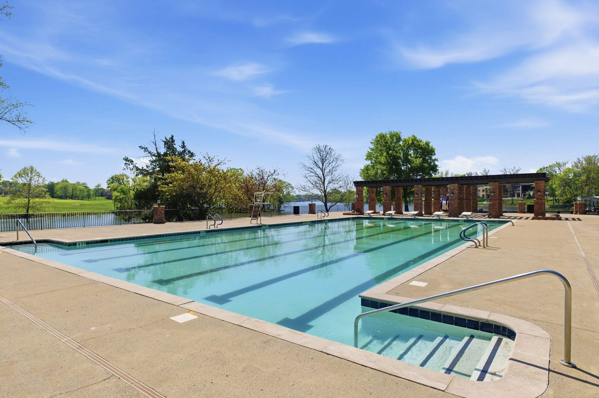 1046 Isaac Franklin Dr, Gallatin, TN 37066