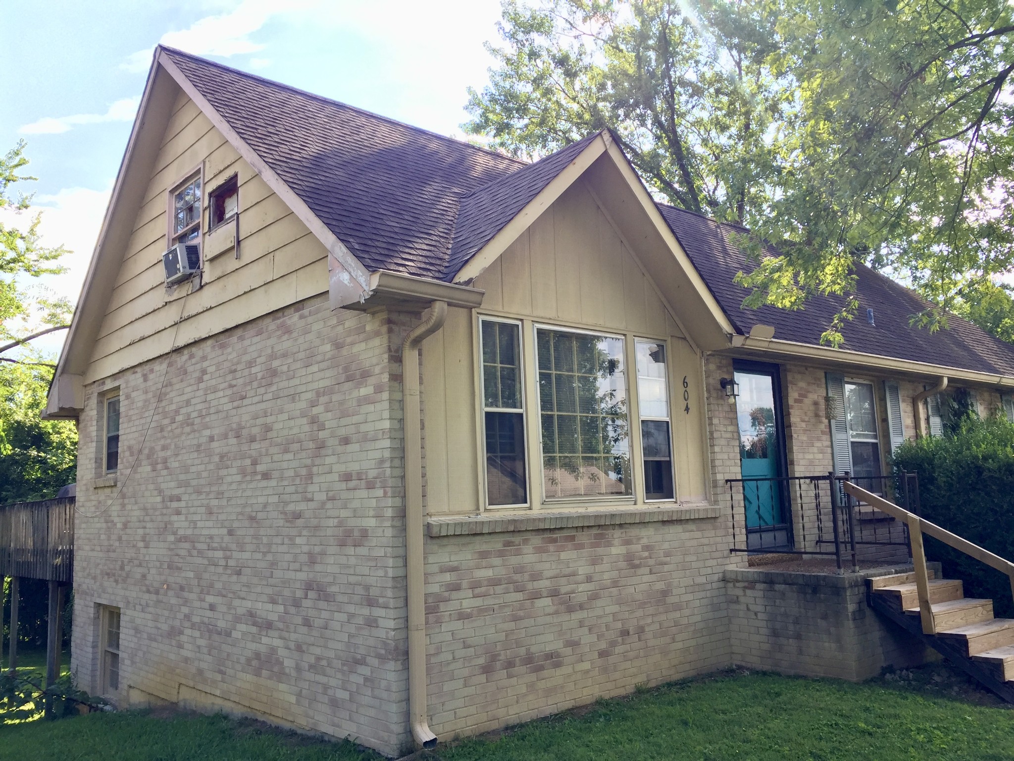 604 Netherlands Dr, Hermitage, TN 37076