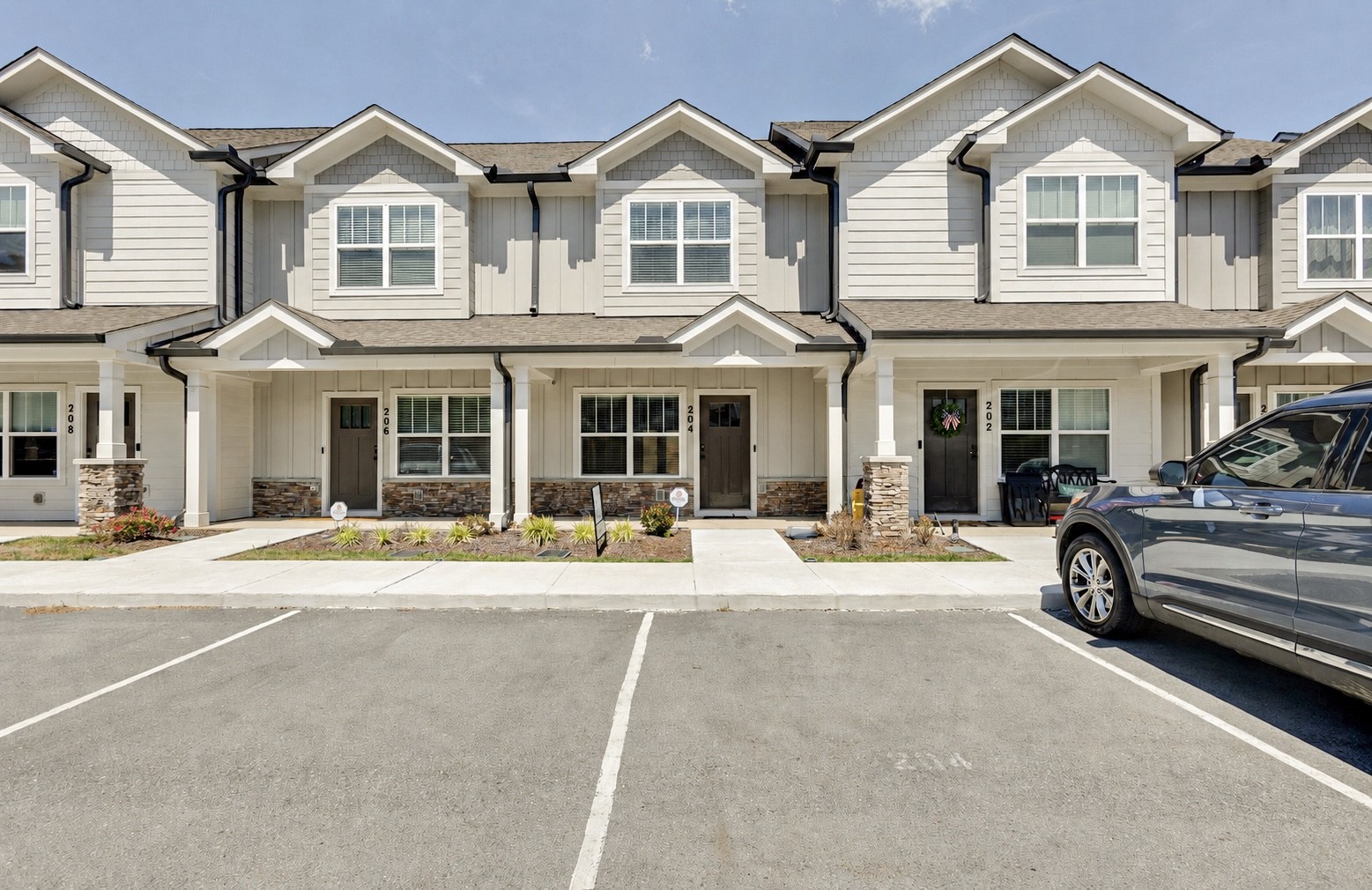 204 Bell Forge Ct, White Bluff, TN 37187