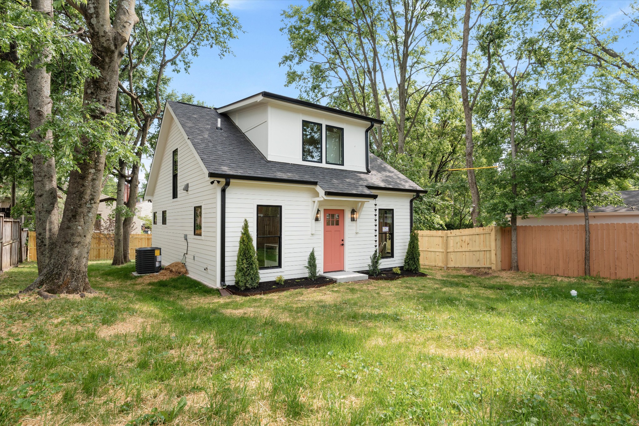 804B Shelby Ave, Nashville, TN 37206
