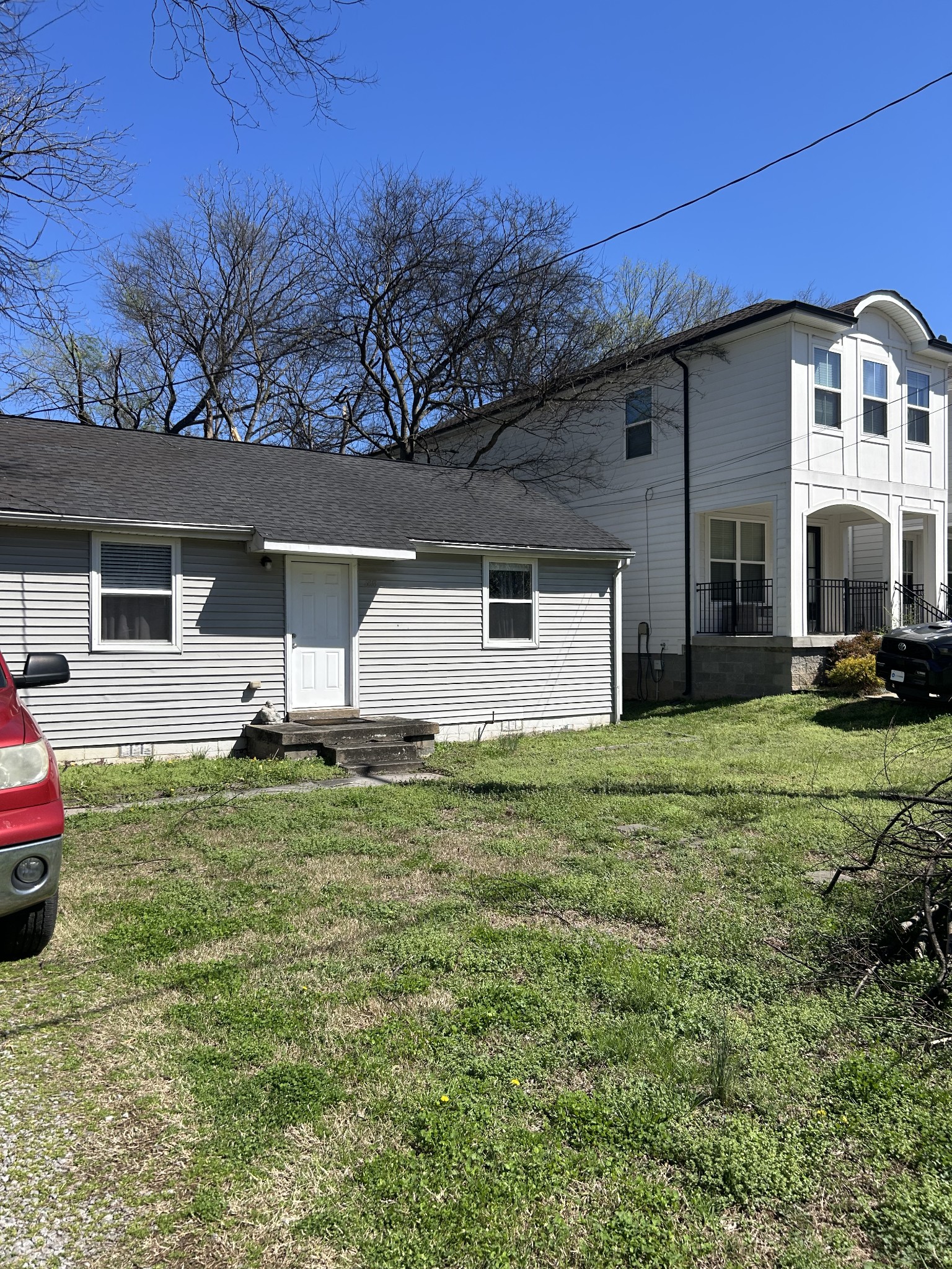 5818 Couch Dr, Nashville, TN 37209