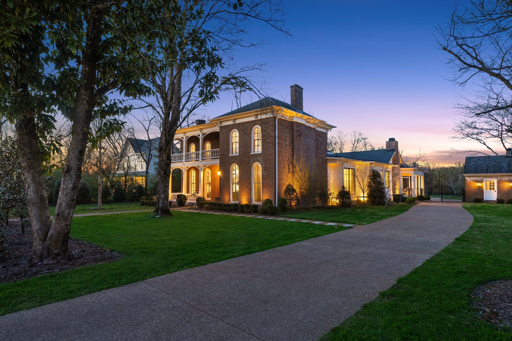 501 Murfreesboro Rd, Franklin, TN 37064