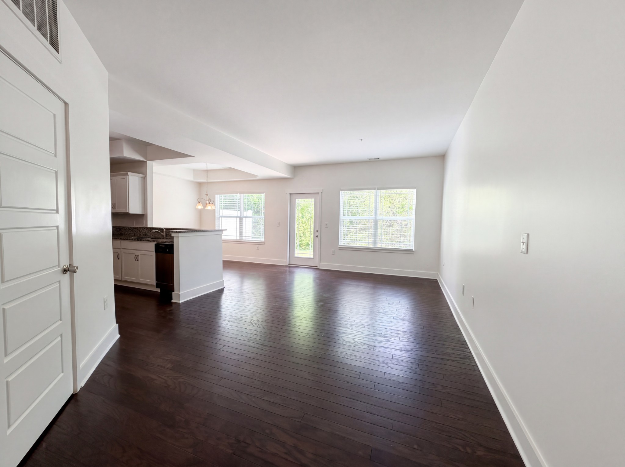 1134 Somerset Springs Dr, Spring Hill, TN 37174